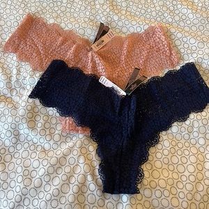 ❤️ 2 VICTORIAS SECRET “Very Sexy” Cheeky Panties Pink & Navy Blue - Size Large